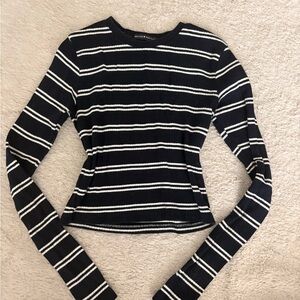 Brandy Melville Navy and White Fitted Ribbed Long Sleeve Tee